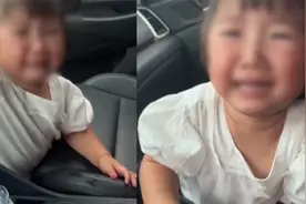 女儿发脾气哭闹不止，大声嘶吼朝妈妈砸东西，妈妈教育观网友吵翻视频封面