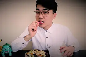 适合抱着看春晚的小零食，营养丰富酥脆爽口，嘎嘣儿脆的果蔬干视频封面