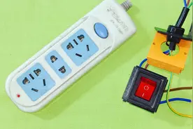 才知道，原来PDU电源和插排的区别居然这么大，难怪老电工都喜欢