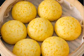 做玉米糁馒头的秘诀，不发粘也不发硬，蓬松柔软，粗粮细做有营养