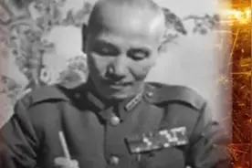 章亚若生下双胞胎儿子，老蒋专程赶往，亲自为其取名