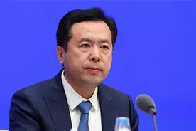 人社部：全国共有104万名劳动者取得职业技能等级证书视频封面