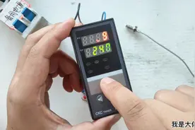 C400温控仪怎么接温度传感器？参数怎么设置？老电工手把手教你