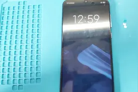 小米9SE更换屏幕总成全过程
