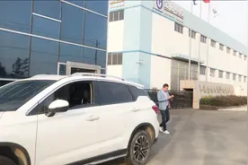 江苏常州工厂一家接着一家都缺人，找不到工作的可以来这里应聘！视频封面