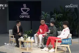奥运会颁奖时的礼仪小姐 竟然是她们？！视频封面