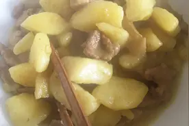 为什么热菜不能放冰箱，营养师告诉你选择错误的话，容易产生细菌视频封面