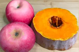 秋天要多吃南瓜，加2个苹果，教你一个新做法，饭店里都吃不到视频封面