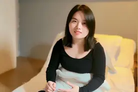 小姐姐的按脚初体验，痛并快乐着视频封面