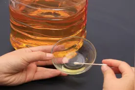 只需一根棉签，就能辨别你家里的油是否地沟油，涨知识了又学一招