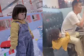 2岁萌娃帮小姨找小哥哥要微信：为小姨愁得把最爱的蛋糕都送了视频封面