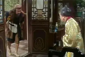 八仙过海：铁拐李得到成仙，临走留下一粒仙丹，被老母亲一眼认出