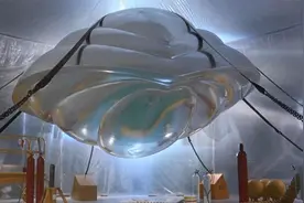 外星“水滴”降临地球，超光速飞行560光年惊呆人类视频封面