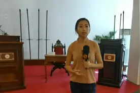 现场画面丨斯里兰卡总统府秩序井然，警察与示威者共同把守现场视频封面