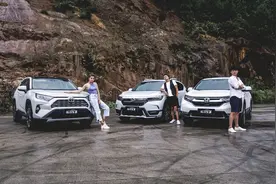 日系城市SUV硬碰硬！RAV4荣放/皓影/CR-V越野对比视频封面