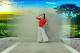 优美抒情的形体舞《每天爱你多一点》心里充满暖意 快乐我和你视频封面