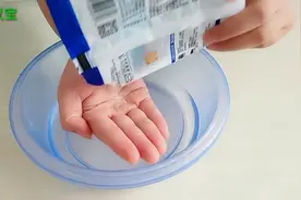 现今流行用食盐洗脸，亲测方法简单，毛孔缩小脸蛋白净视频封面