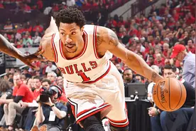 【NBA藏经阁】罗斯公牛生涯十佳球，你还记得当年疯狂的玫瑰吗？视频封面