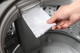 洗衣机里这个小布袋，一直不知道它的作用，看明白你会谢谢我！