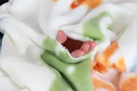 衣服裤子开线了？不用拿去裁缝店，教你一招，一点痕迹都看不到