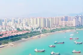 我国最“膨胀”的二线城市：经济不如重庆成都，房价却赶超北上广视频封面