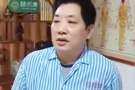 平时爱吃宵夜喝啤酒，男子的肚子越来越大，导致走路时腰膝酸痛视频封面