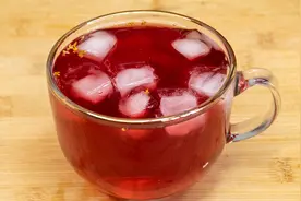 酸梅汤怎么做酸甜好喝？秘制配方，做法简单，夏季必备饮品放心喝视频封面