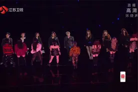 THE9《斯芬克斯》舞台依旧高燃，唱跳依然满分！