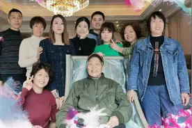 兄弟姐妹们齐聚成都5妹家辞旧迎新过闹热年视频封面