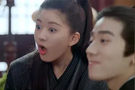 影视爆笑花式挠脚心，赵露思把人绑起来挠脚心，笑的都肚子疼！