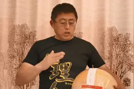 太阳直射点南北移动演示，终于明白正午影子长短变化是怎么回事了视频封面