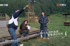 有风：李现刘亦菲拍摄日出戏，从天黑等到天亮，太敬业了！视频封面