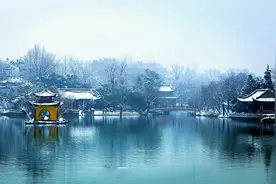 治愈放松解压：快速入睡，最深沉的睡眠背景音视频封面