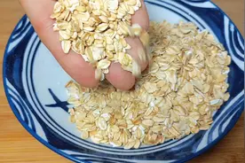 三高要多吃燕麦，教你好吃做法，当早餐最合适，低脂肪高营养视频封面