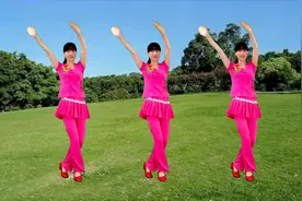 广场舞《天不下雨天不刮风天上有太阳》满满的回忆，好听又好看