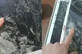 妈妈辅导孩子作业崩溃摔坏2个平板：她加减法学不会还想玩游戏视频封面