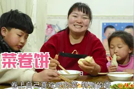农村生活真惬意，菜苗自己育，卷饼自己做，一餐解决一天疲惫感！