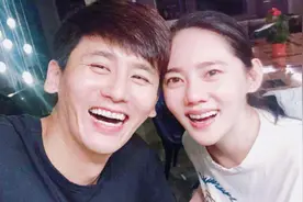 秋瓷炫夫妻的搞笑生活：两人签结婚合同，于晓光感叹“中韩关系”视频封面