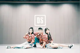妖男少年魔性舞绎《swish swish》，可爱憨憨惹人爱！