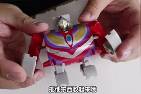 和儿子开箱6款童年卡通人物玩具，你们觉得哪个最好玩？视频封面