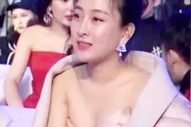 35岁文章搭戏夜宿门马苏，想再次翻红，网友：渣男配渣女，真配！视频封面