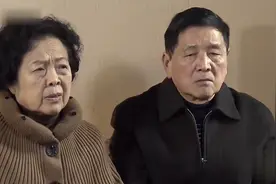 公婆怀疑儿媳背叛婚姻，处处刁难儿媳，儿媳无奈说出事情真相视频封面