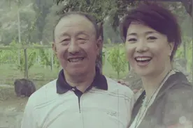 一首《父亲》送给天堂的父亲，儿子想你！视频封面