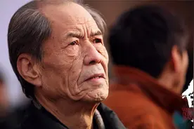 白鹿原遭文学奖评委质疑，却狂赚455万，陈忠实：他们懂个锤子！视频封面