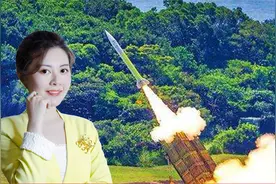 佩洛西专机被全程跟踪，被迫调整航线，里根号紧急后撤几百公里视频封面