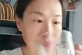 更年期必备的补气养颜茶，女人从四十岁开始补气血，六十岁也不老视频封面