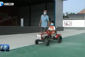 洛阳：纯手工打造“东方红”拖拉机 这个爷爷不简单！视频封面