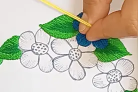 刺绣和画画 是分不开的，专业师傅教学绣花儿，简单易学又好看视频封面