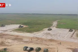 高燃50秒！多型防空武器实弹射击，场面震撼视频封面