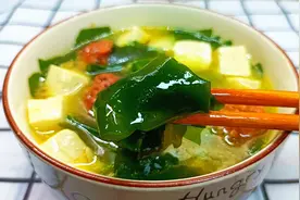 一周瘦3斤的裙带豆腐汤，清肠刮油，减肥减脂，鲜香味美多吃不胖